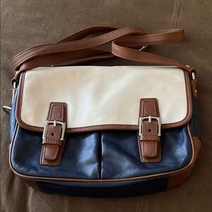 Colorblocked Coach leather purse, great condition!